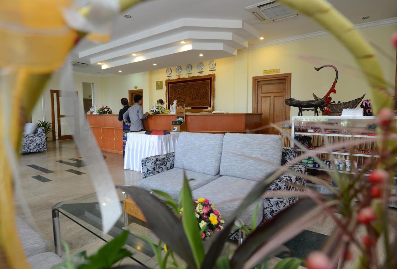 Mount Pleasant Hotel Oattara Thiri Eksteriør billede